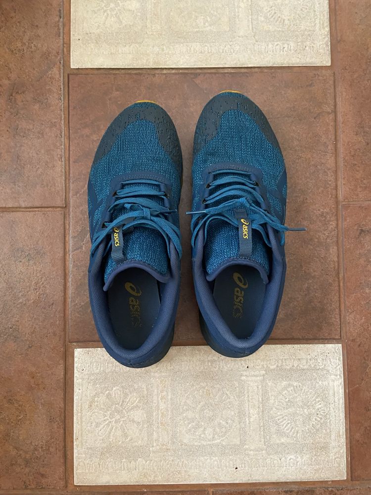 asics сини мъжки обувки използвани