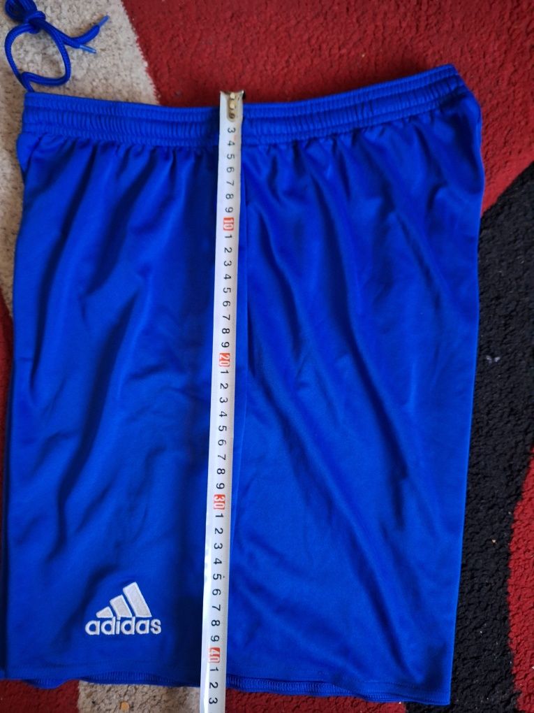 sort adidas XL ca nou, talie elastica,snur