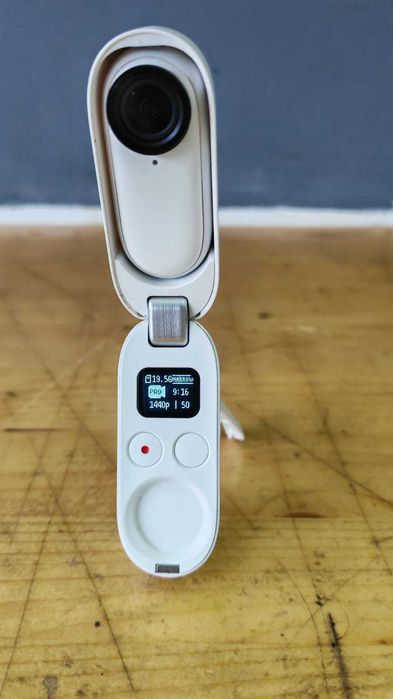 Camera actiune Insta 360 Go2