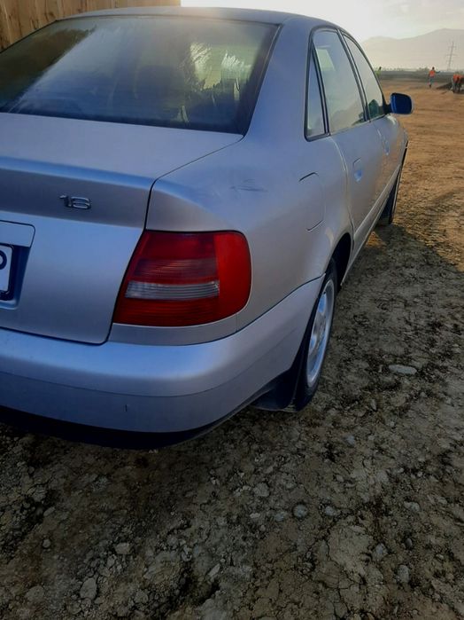 Vând Audi A4 b5 an 2000
