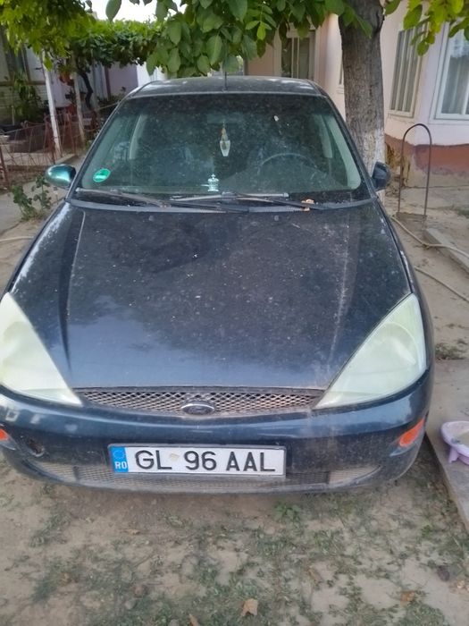 Vând Ford focus 2001
