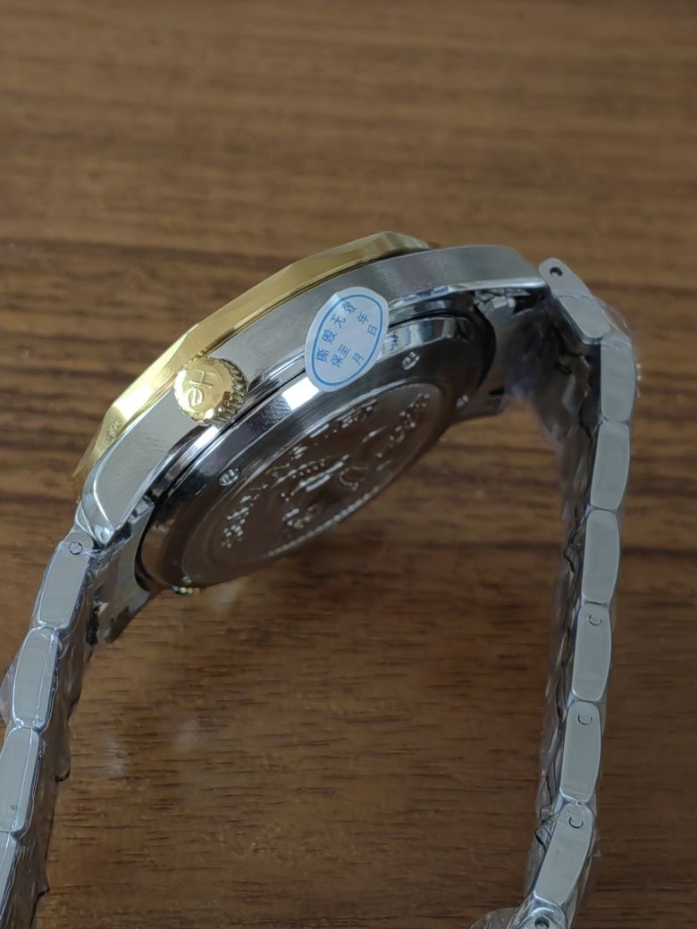 Часовник Omega Seamaster quartz Chronograph