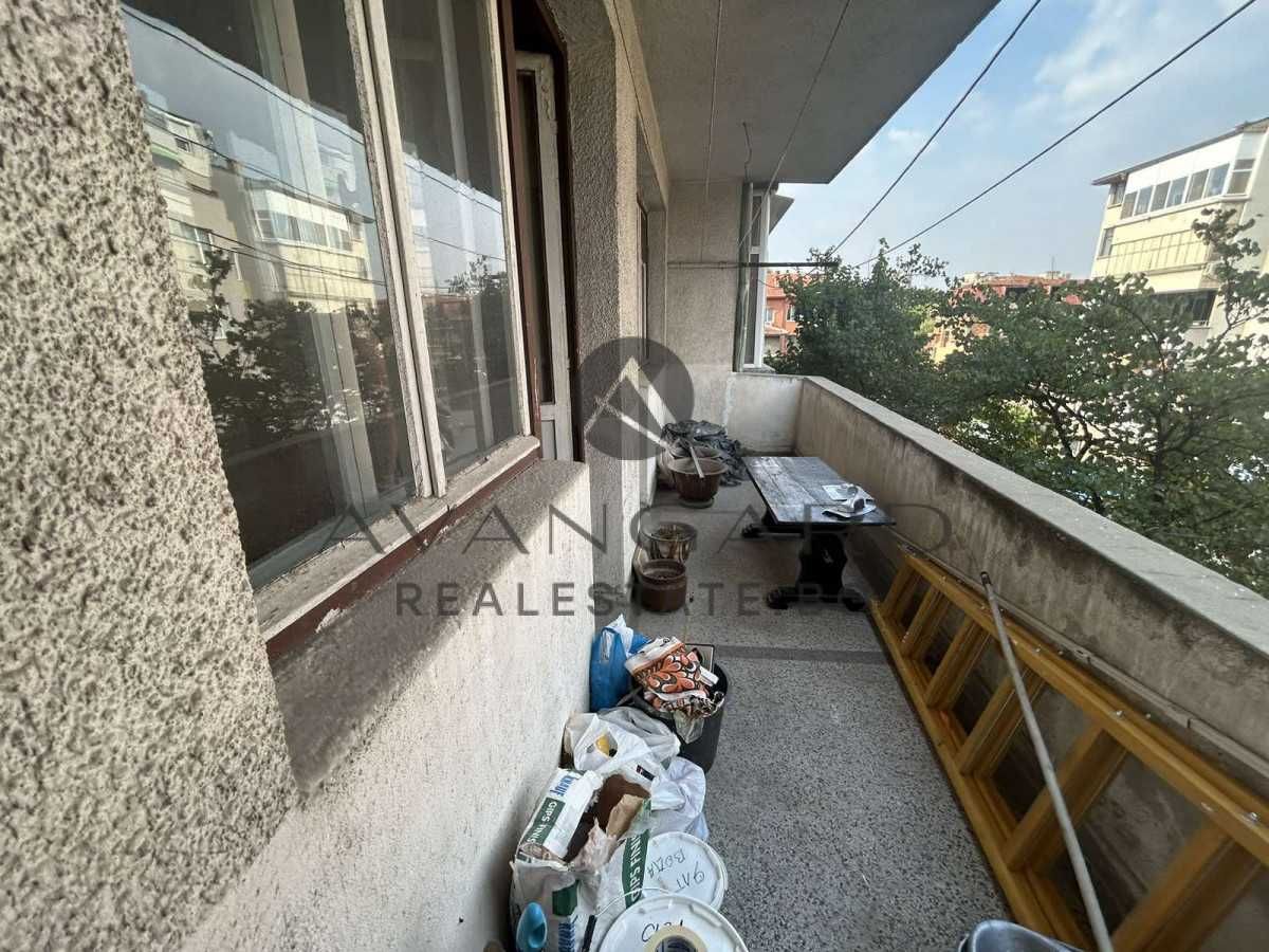 Продава се Четиристаен апартамент в Пловдив, Център - 120 кв.м за 2250 €/кв.м - Снимка #11