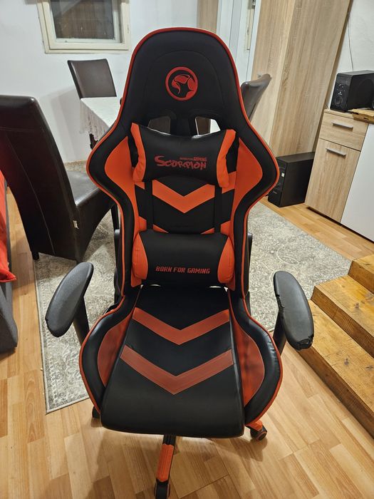 Vând scaun Scorpion gaming șatra bună