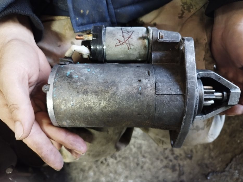 Продам стартер приора 10тка