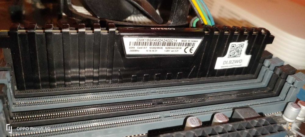 KIT Gigabyte B460 HD3 + I3 10105T 3.00 GHz + 8 GB Corsair DDR4 2400MHz