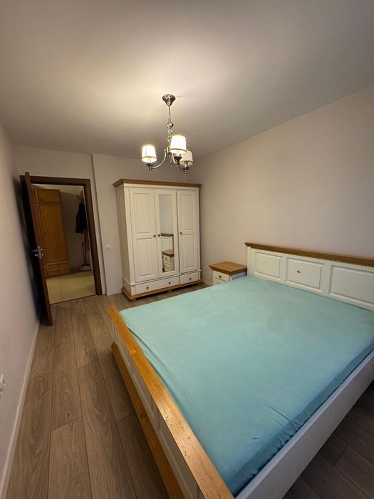 Inchiriez apartament cu 2 camere