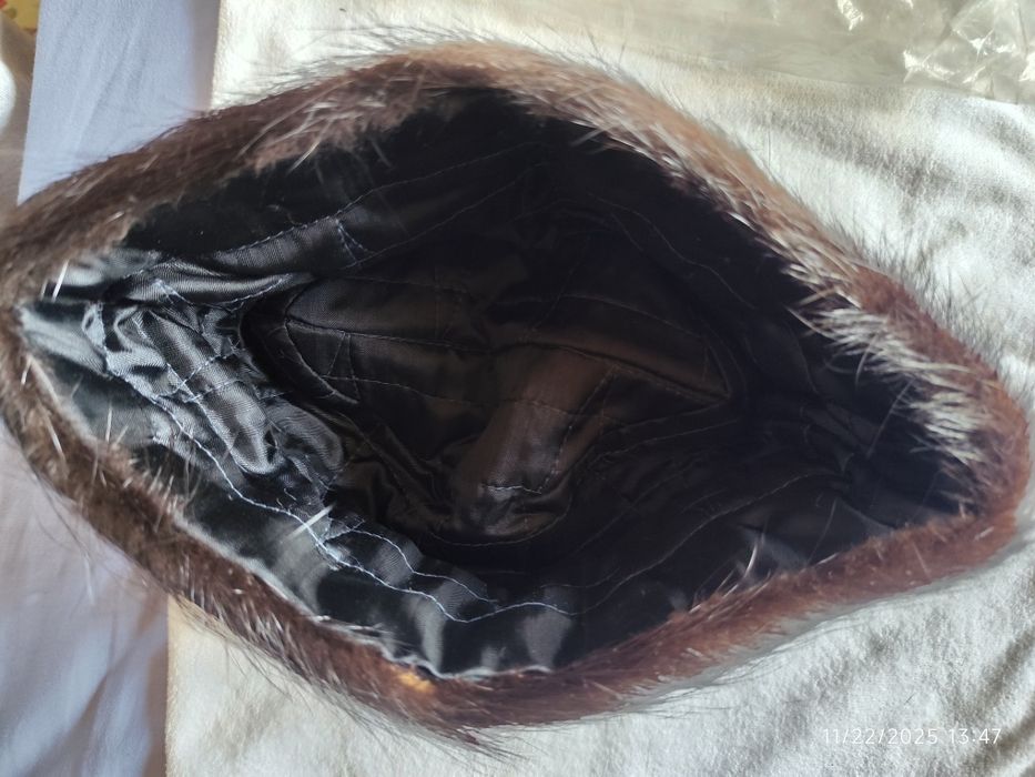 Caciula noua barbateasca blana