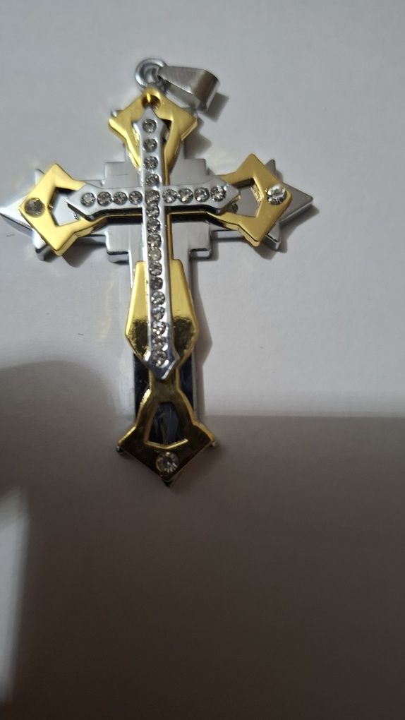 Cruciulite de vânzare