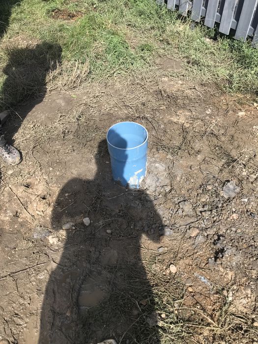 Foraje puturii apa si pilonii de sustinere