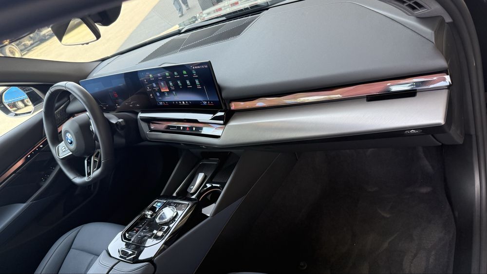 BMW I5 35L 2024 yil