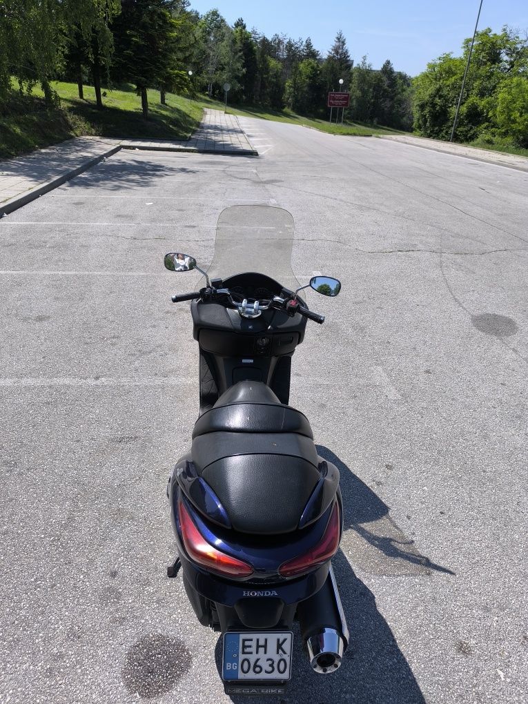 HONDA Forza 250cc
