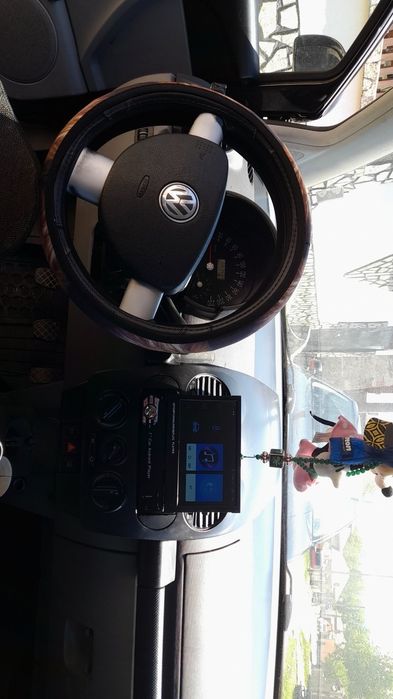Продавам кола VW bitil