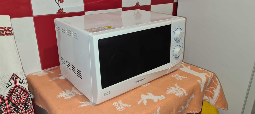 Samsung cuptor cu microunde si grill