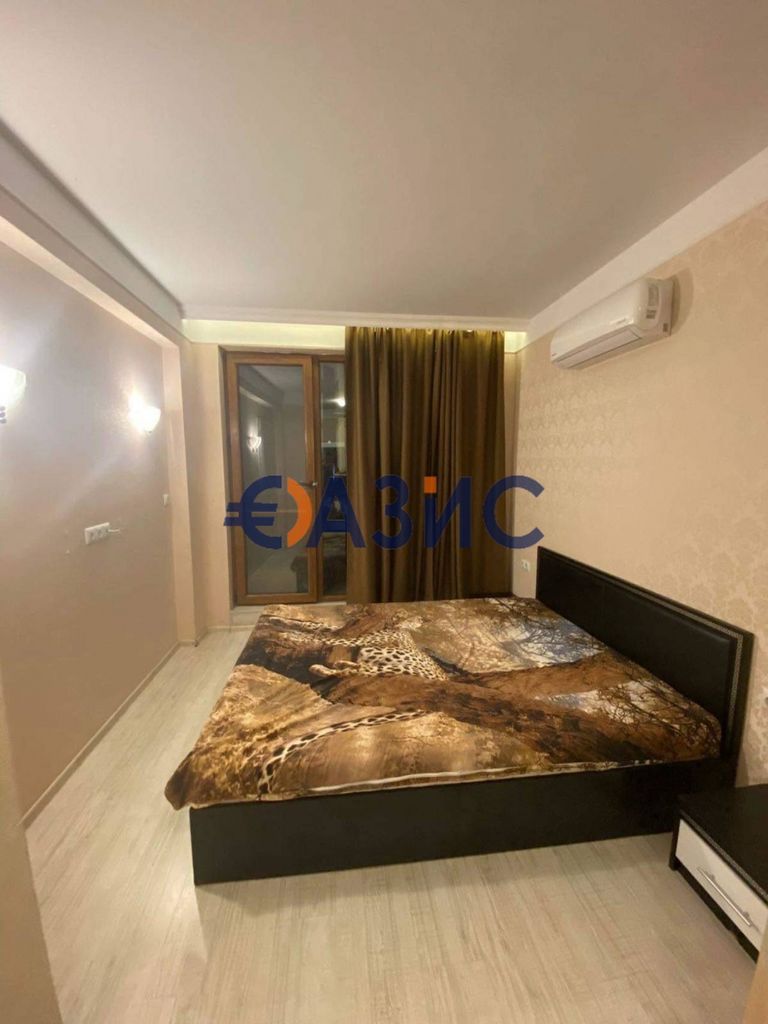 Продава се Тристаен апартамент в к.к. Слънчев бряг - 70 кв.м за 1286 €/кв.м - Снимка #7