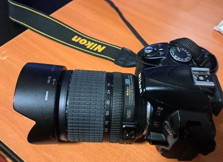 Aparat foto Nikon D3100 + obiectiv 18-105