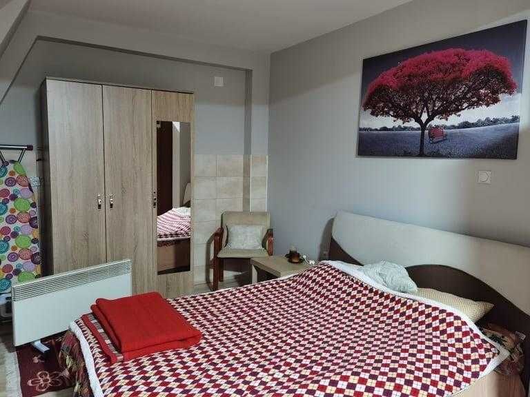 Дава се под наем Тристаен апартамент в София, Зона Б-5 - 90 кв.м за 688.5 € - Снимка #2