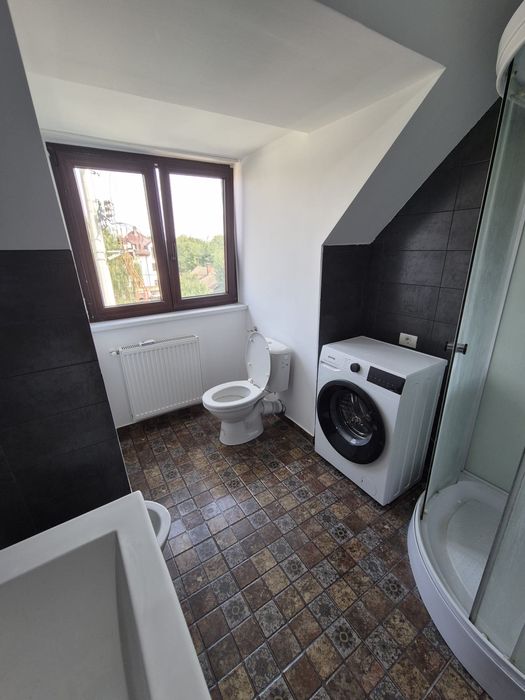 Proprietar Vand Apartament 2 Camere Lux Decomsndat