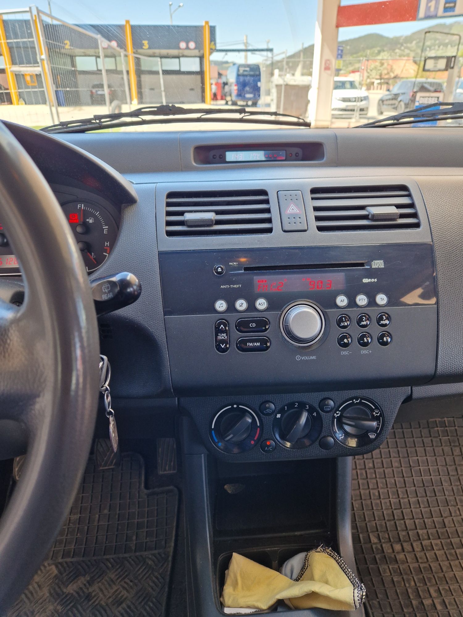 Suzuki swift 1.5 2006