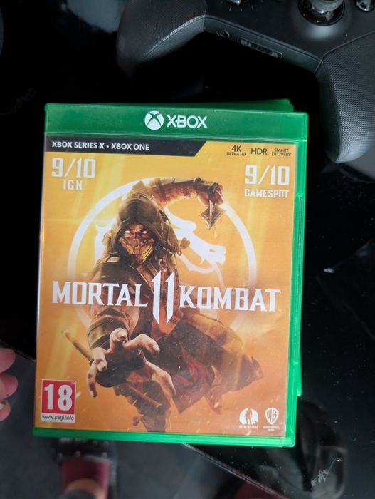 Xbox Series X - 3 контролера и игри