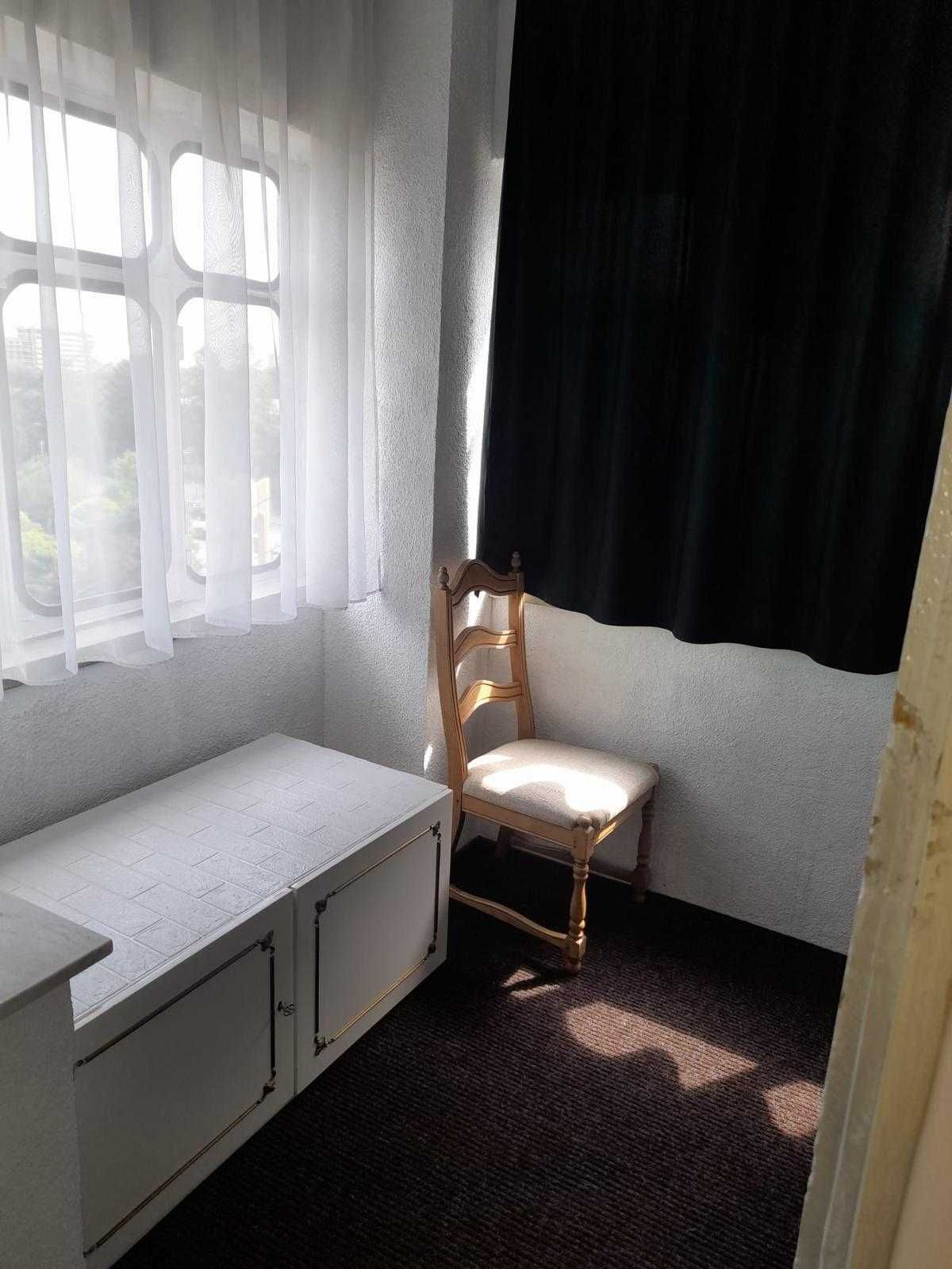 Apartament 3 camere decomandate, 2 bai, 3 balcoane, 80mp, lift