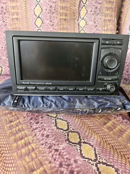 RNS-E навигация с CD changer