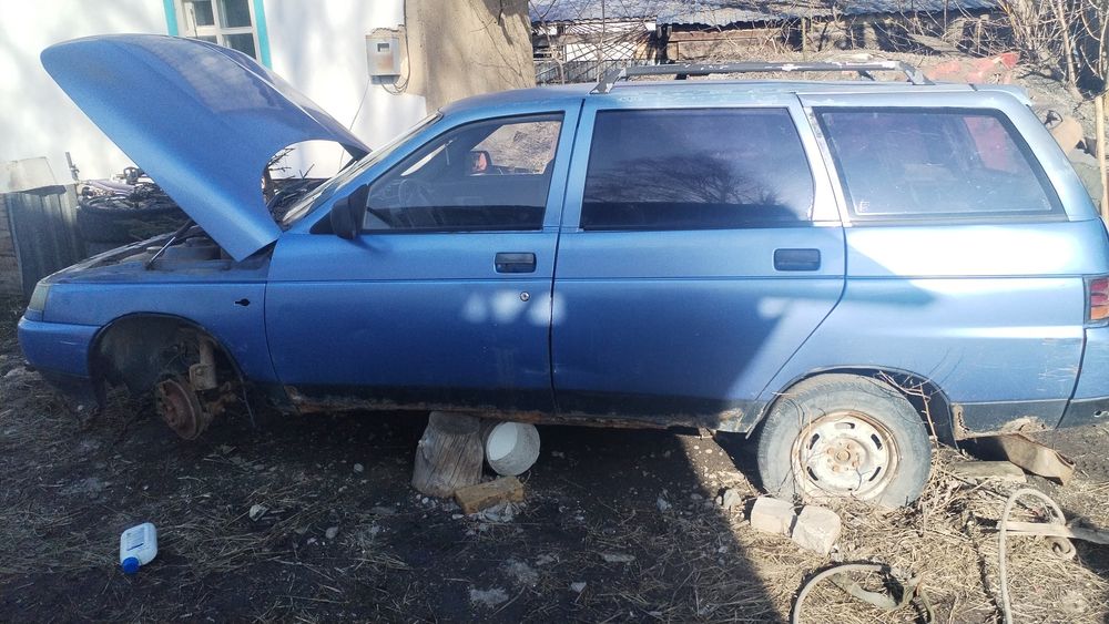 Продам запчасти на ваз 2111
