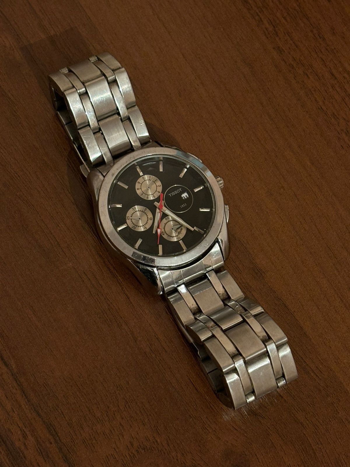 Продам мужские часы марки Tissot