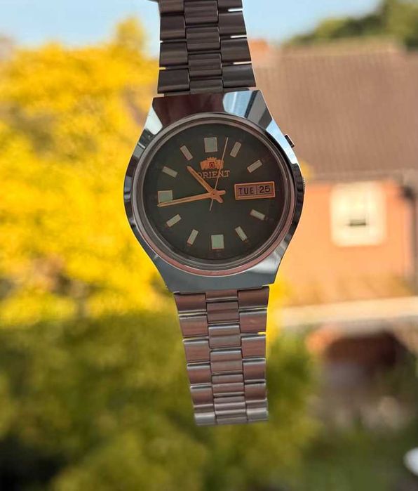 Часовник Orient Crystal Automatic, Rare Day-Date بال – края на 1970-те