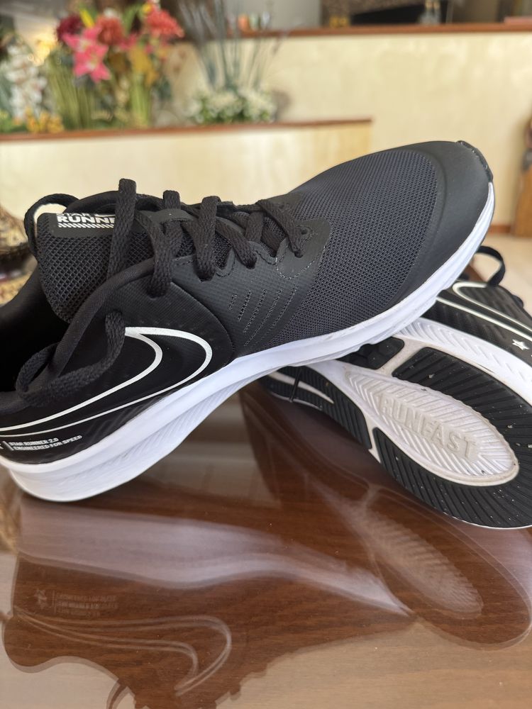 Nike Star Runner 2 GS - Дамски спортни обувки