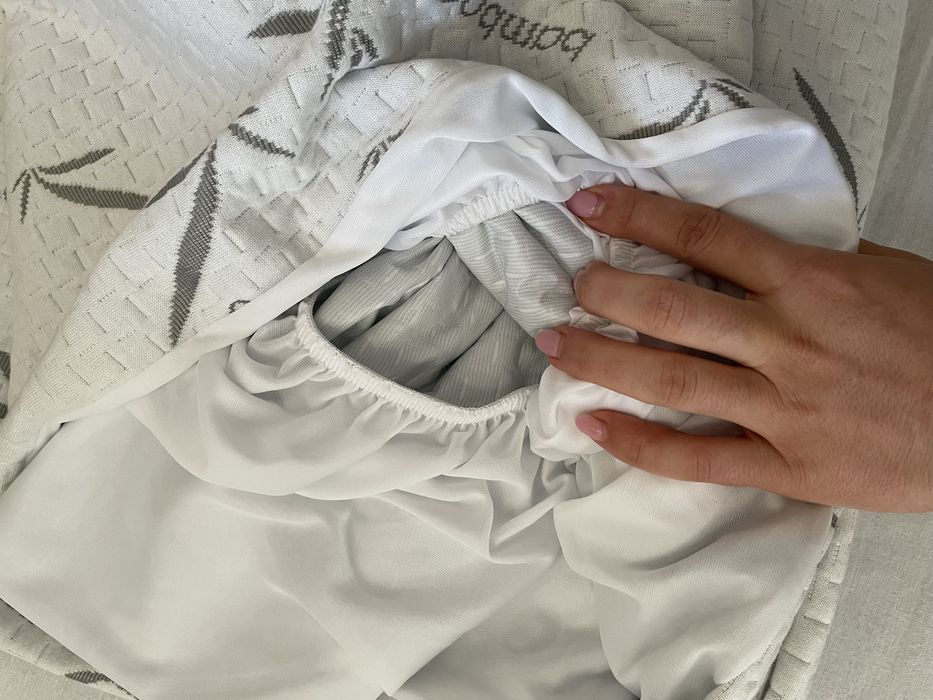 Husa impermebila pentru pat 180x200x35 cm