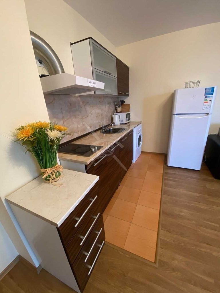 Продава се Двустаен апартамент в Свети Влас - 70 кв.м за 1258 €/кв.м - Снимка #1