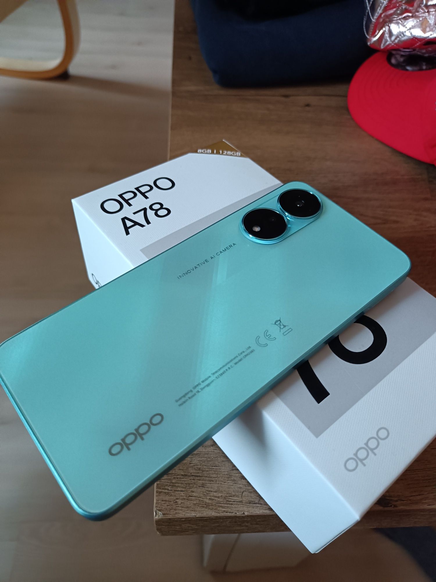 Vând Oppo A78 nou