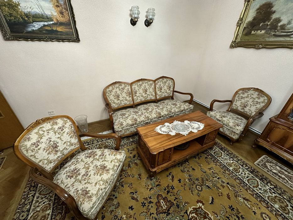 2 Seturi Mobilier Madrigal