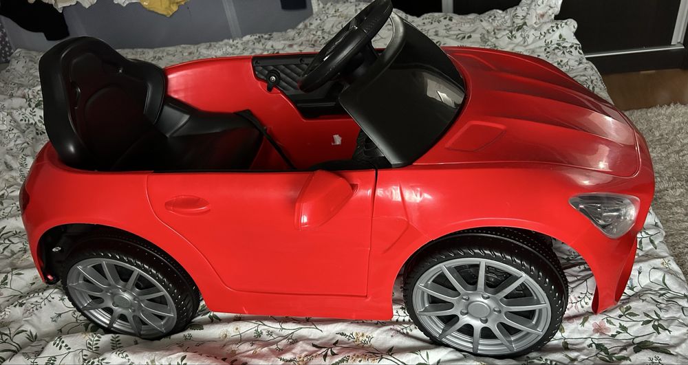 Masinuta electrica r sport