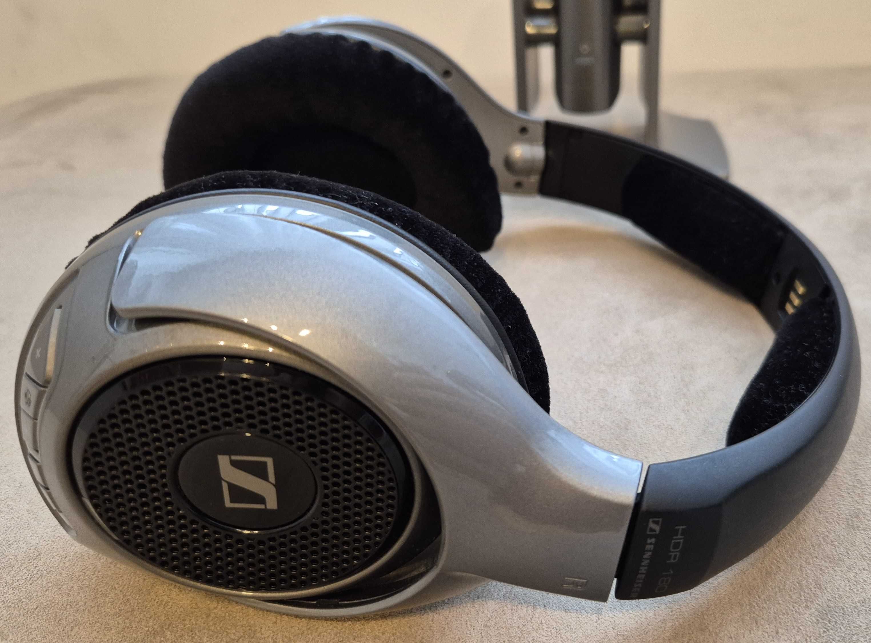 Sistem casti fara fir Sennheiser RS180 pt. TV stare foarte buna