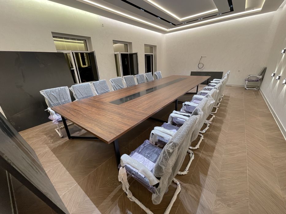 konferensiya. seminar stoli  стол для совещаний стол переговоров