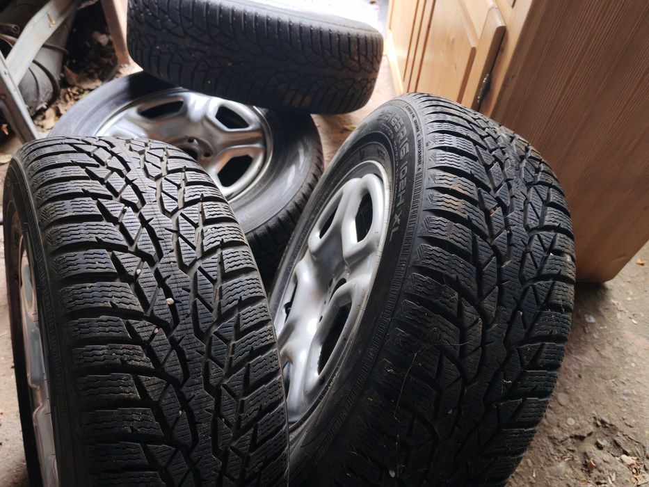 roti originale Dacia Duster NOKIAN HAKKAPELIITTA   215/65 R16 iarna