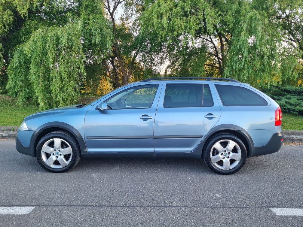 Skoda Octavia Scout 4x4~~Xenon~Jante