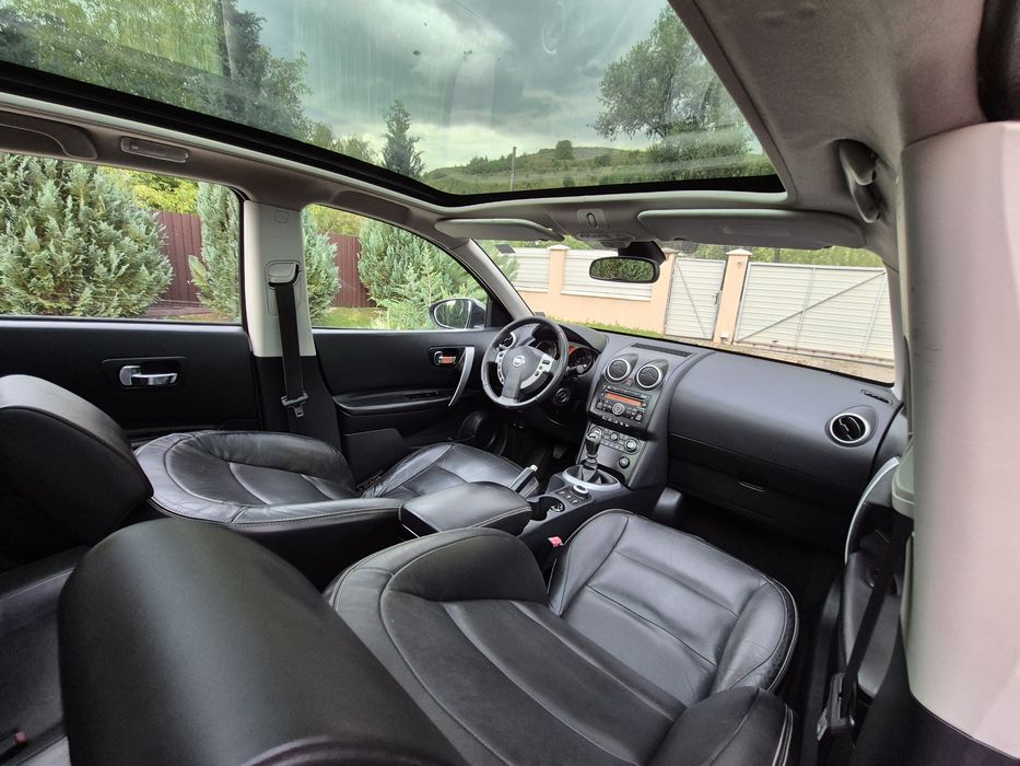 Nissan Qashqai 2 l Diesel Climatronic jante panorama incalzire in scau