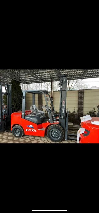 Новый Вилочный погрузчик Кара Карра HELI