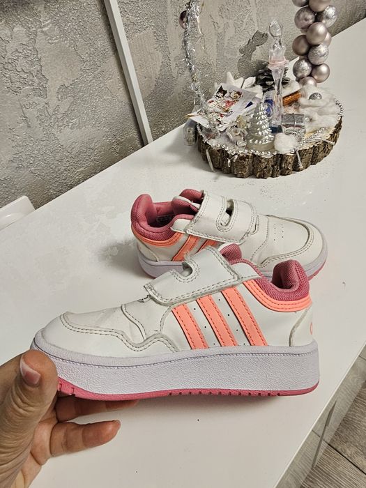 Încălțăminte marimea 26