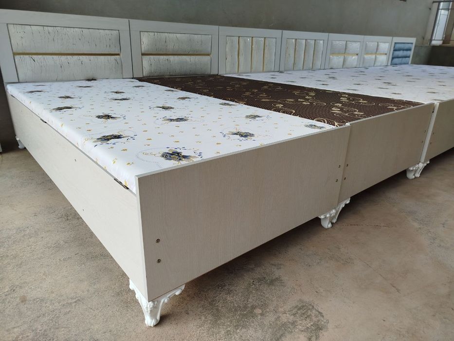 1  kishilik kiravat sandiqli ayiqchasi bor