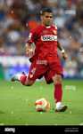 Футболни тениски Sevilla Daniel Alves и Hamburger Rafael Van der Vaart