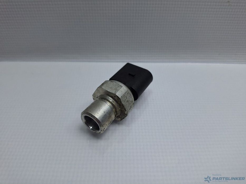 Senzor presiune clima VOLKSWAGEN PASSAT Variant (3G5) [ 2014 - > ] TDI (CRLB, DBGA, DFGA) 110KW|150HP OEM 5Q0959126A