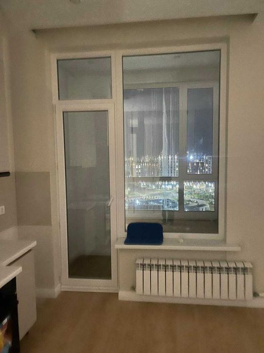 полностью застекленная балконная рама