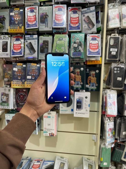 Iphone xr rodnoy hamma joyi