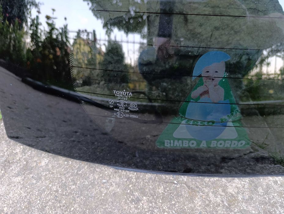 Стъкло за Toyota Rav-4 III-серия