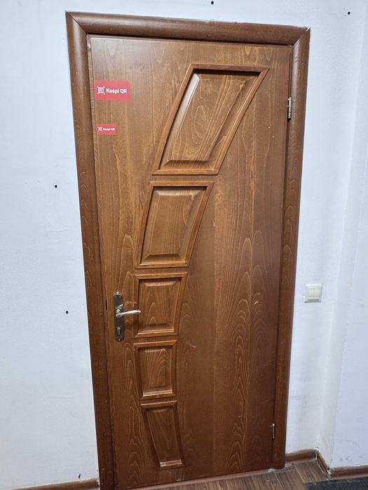 Продам двери б/у