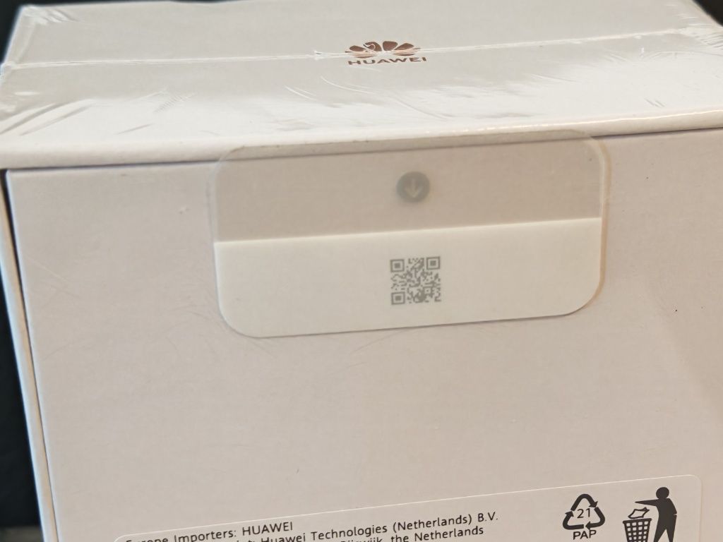 ЗАПЕЧАТАН 256GB Huawei Pura 70 Гаранция YETTEL 2028 Black